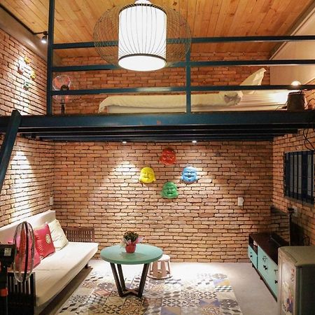 Stay&Chill - S.1: Ancient Studio Nearby Bui Vien Ho-Chi-Minh-Stadt Exterior foto