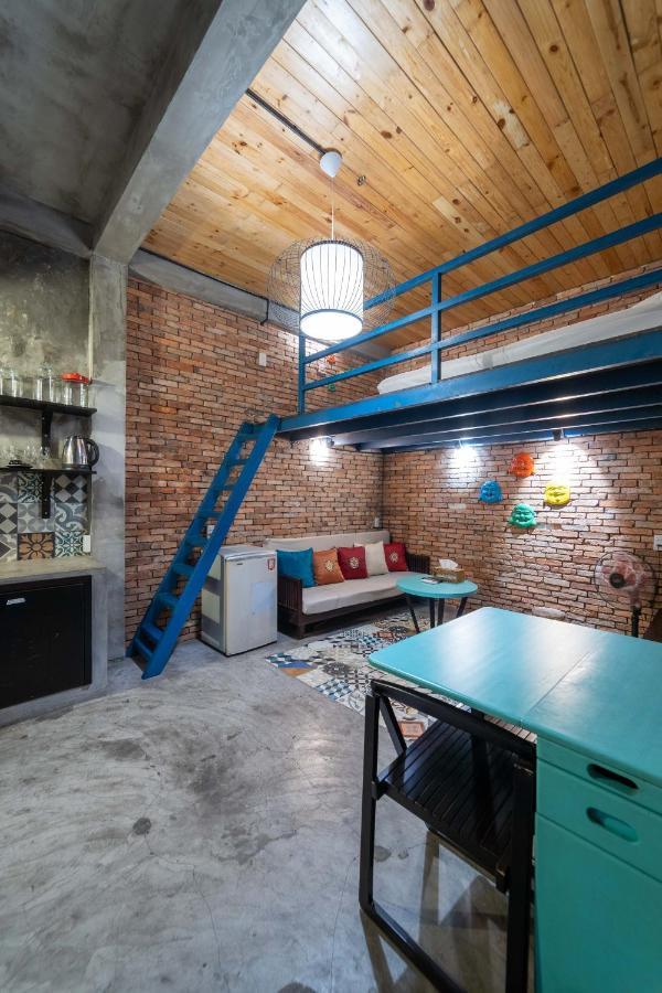 Stay&Chill - S.1: Ancient Studio Nearby Bui Vien Ho-Chi-Minh-Stadt Exterior foto